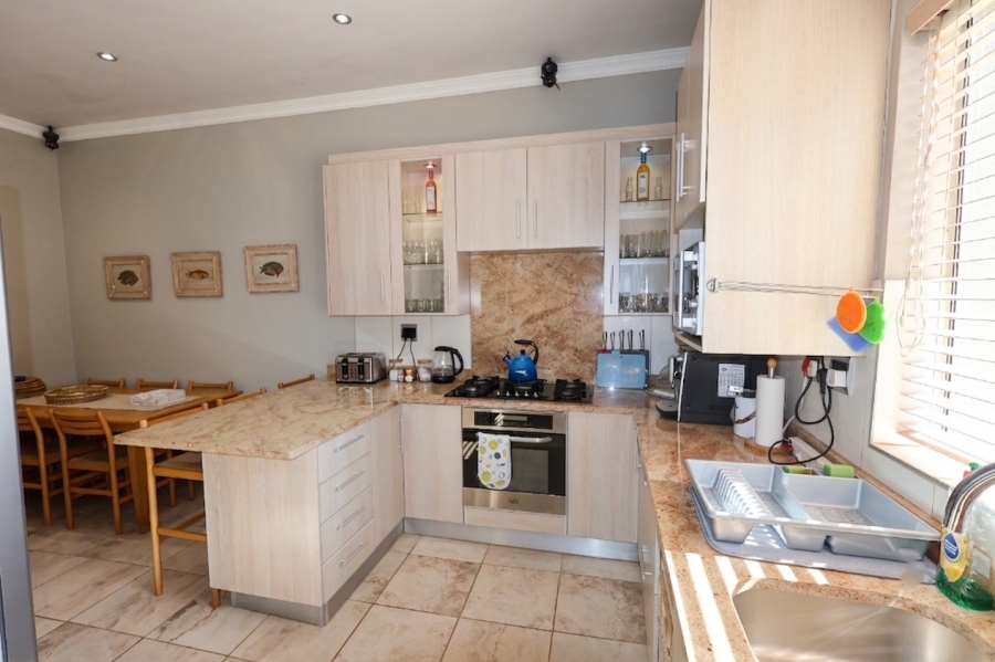 4 Bedroom Property for Sale in Haga Haga Eastern Cape